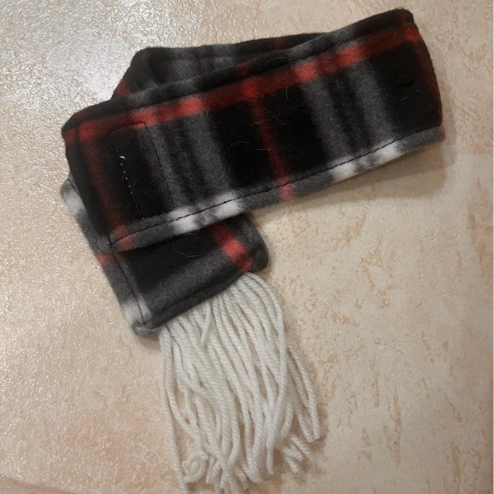 Small Pet Scarf - Like New!